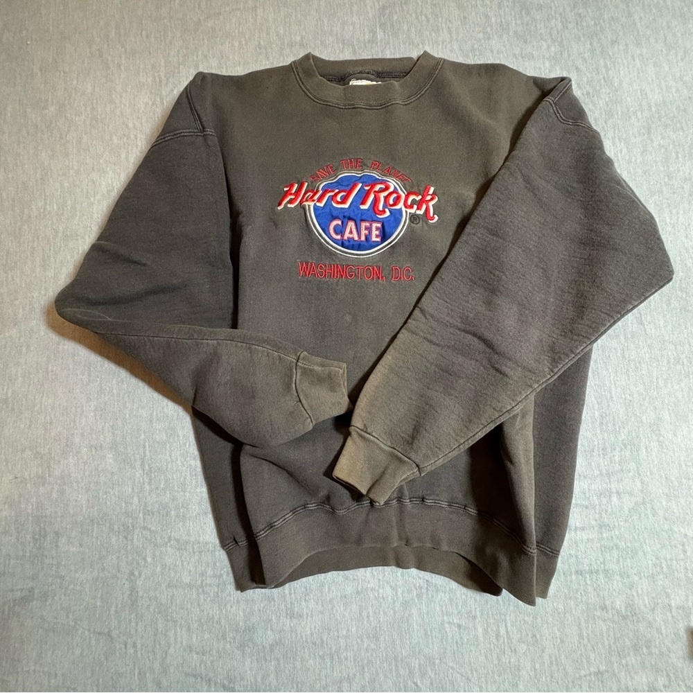Hard Rock Cafe Gray Washington Sweatshirt  Vibrant Embroidered Logo Made in USA